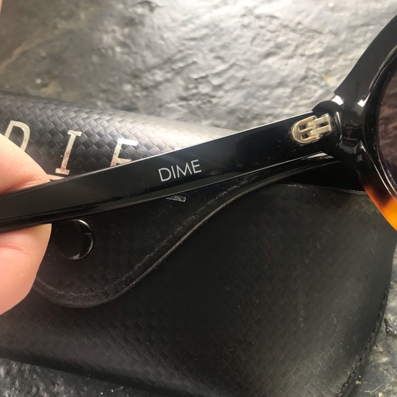 DIFF Eyewear Dime Sunglasses GUC with case! - Picture 5 of 7